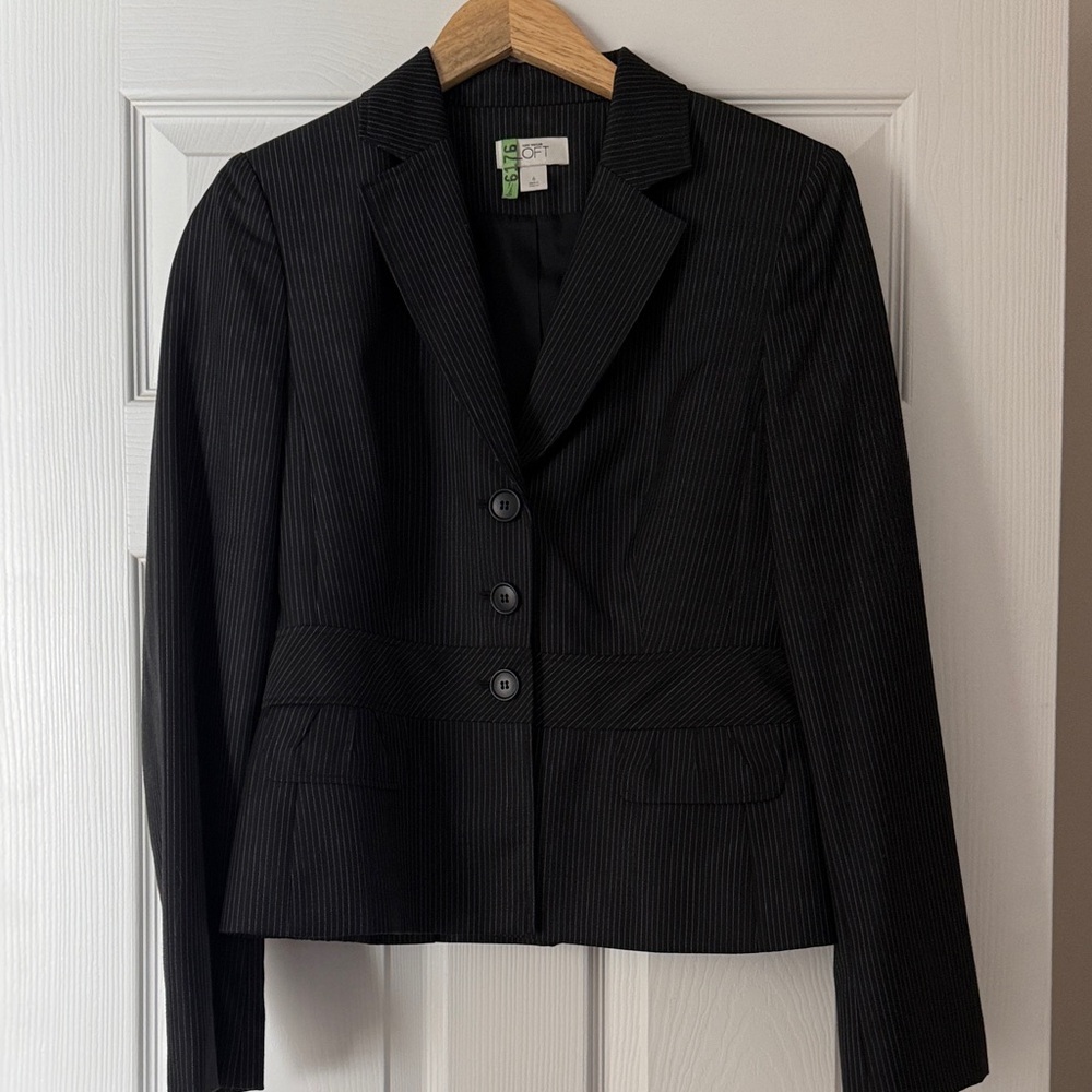 Ann Taylor LOFT Black Pinstripe Fitted Blazer
